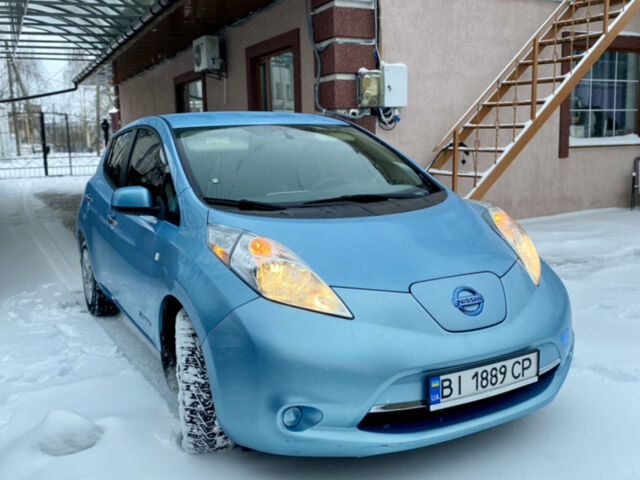 Синий Ниссан Лиф, объемом двигателя 0 л и пробегом 136 тыс. км за 10500 $, фото 1 на Automoto.ua