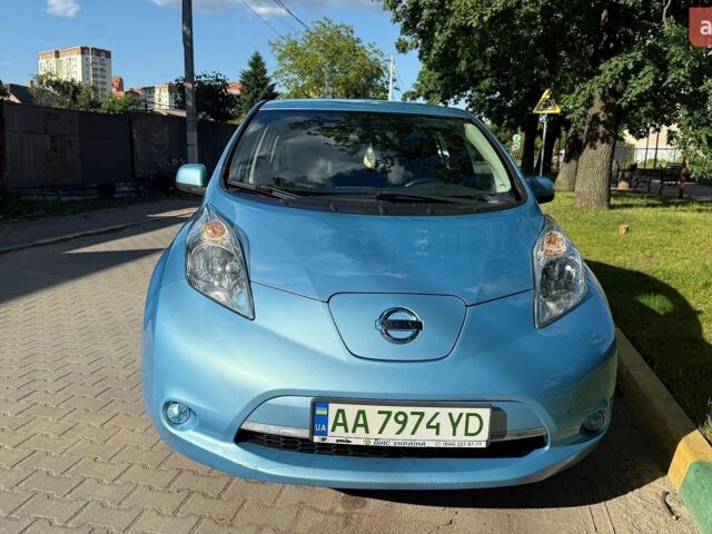 Синій Ніссан Ліф, об'ємом двигуна 0 л та пробігом 129 тис. км за 6200 $, фото 1 на Automoto.ua