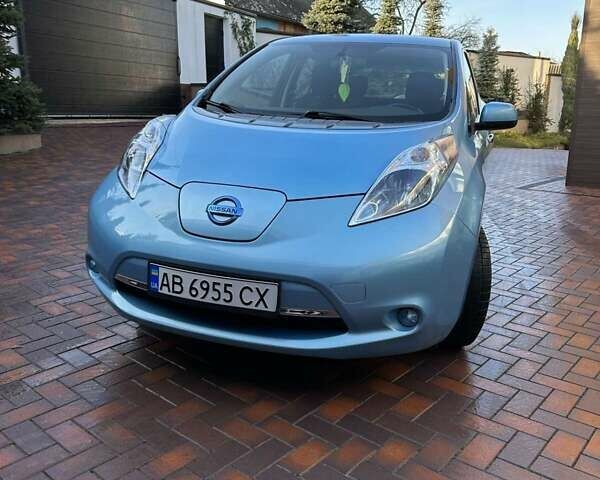 Синий Ниссан Лиф, объемом двигателя 0 л и пробегом 95 тыс. км за 6500 $, фото 1 на Automoto.ua