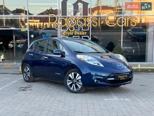 Синий Ниссан Лиф, объемом двигателя 0 л и пробегом 60 тыс. км за 8999 $, фото 1 на Automoto.ua