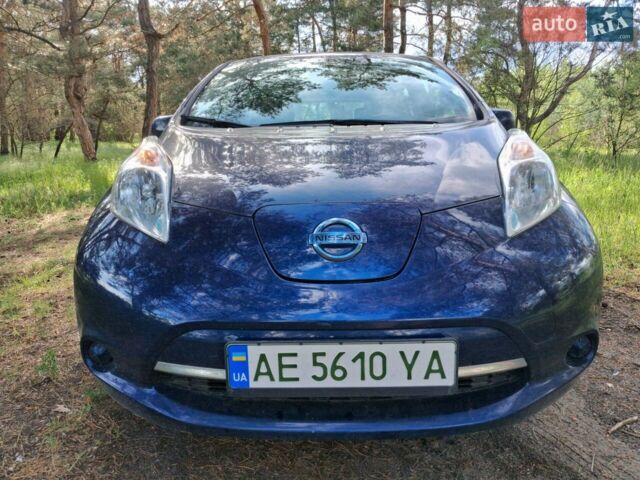 Синий Ниссан Лиф, объемом двигателя 0 л и пробегом 102 тыс. км за 7200 $, фото 1 на Automoto.ua