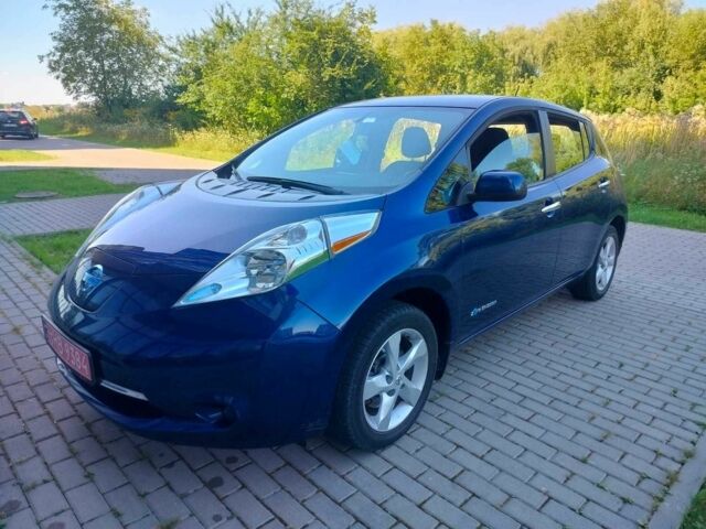 Синий Ниссан Лиф, объемом двигателя 0 л и пробегом 64 тыс. км за 7950 $, фото 1 на Automoto.ua