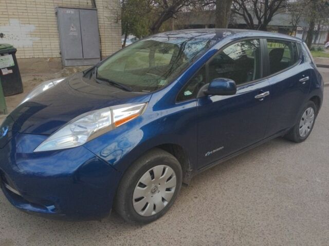 Синий Ниссан Лиф, объемом двигателя 0 л и пробегом 114 тыс. км за 6500 $, фото 1 на Automoto.ua