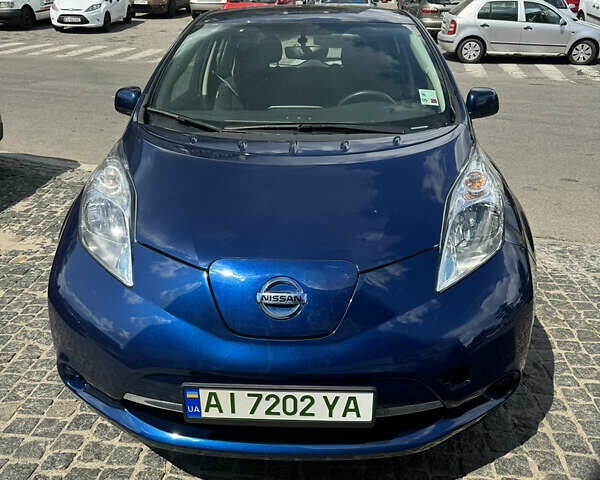 Синий Ниссан Лиф, объемом двигателя 0 л и пробегом 82 тыс. км за 8500 $, фото 1 на Automoto.ua