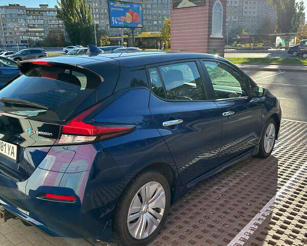 Синий Ниссан Лиф, объемом двигателя 0 л и пробегом 87 тыс. км за 11500 $, фото 1 на Automoto.ua