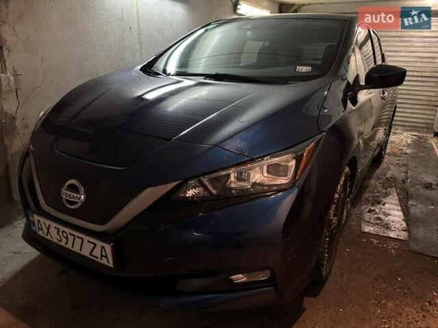 Синий Ниссан Лиф, объемом двигателя 0 л и пробегом 90 тыс. км за 13000 $, фото 1 на Automoto.ua