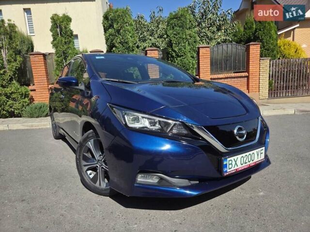 Синій Ніссан Ліф, об'ємом двигуна 0 л та пробігом 81 тис. км за 14500 $, фото 1 на Automoto.ua