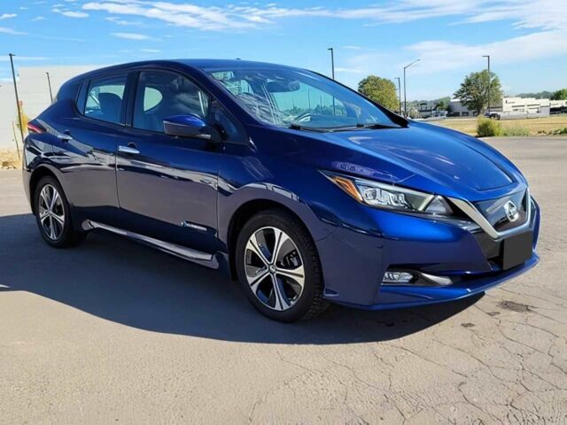 Синий Ниссан Лиф, объемом двигателя 0 л и пробегом 42 тыс. км за 6400 $, фото 1 на Automoto.ua