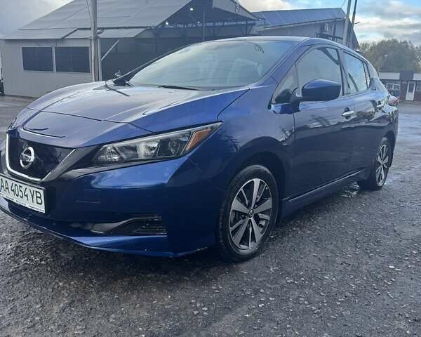 Синий Ниссан Лиф, объемом двигателя 0 л и пробегом 47 тыс. км за 20000 $, фото 1 на Automoto.ua