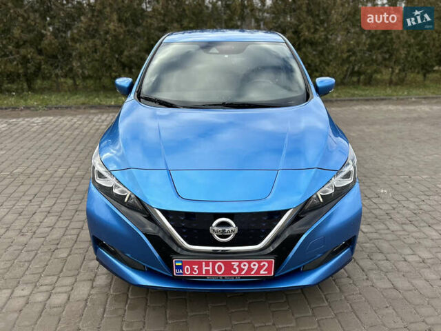 Синий Ниссан Лиф, объемом двигателя 0 л и пробегом 130 тыс. км за 14700 $, фото 1 на Automoto.ua