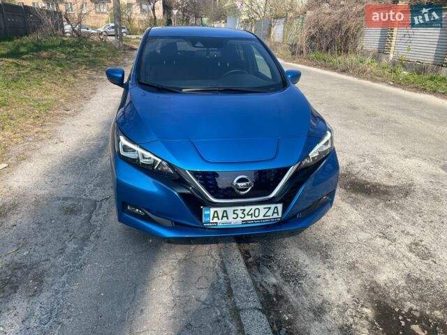 Синий Ниссан Лиф, объемом двигателя 0 л и пробегом 23 тыс. км за 17990 $, фото 1 на Automoto.ua