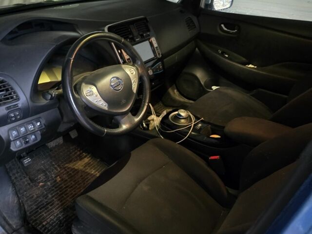 Синій Ніссан Ліф, об'ємом двигуна 0 л та пробігом 128 тис. км за 4500 $, фото 1 на Automoto.ua