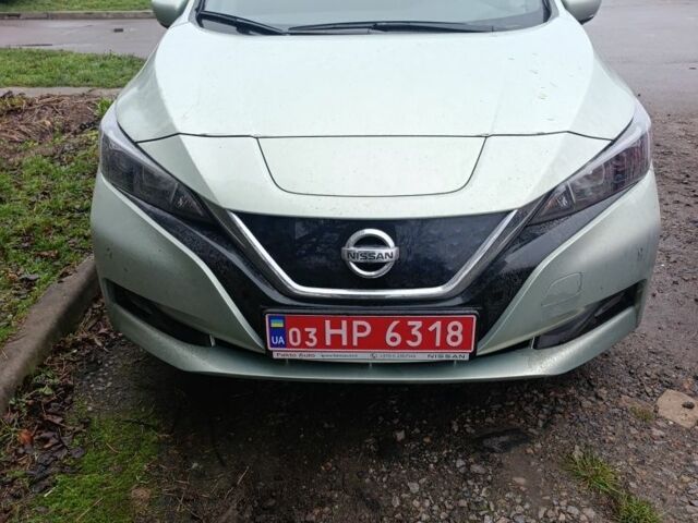 Зеленый Ниссан Лиф, объемом двигателя 0 л и пробегом 115 тыс. км за 13000 $, фото 1 на Automoto.ua