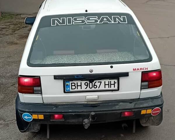 Белый Ниссан Марч, объемом двигателя 1 л и пробегом 325 тыс. км за 1000 $, фото 1 на Automoto.ua