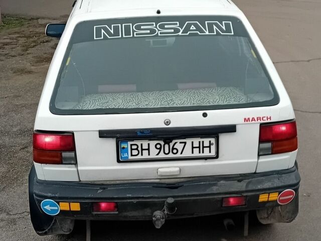 Белый Ниссан Марч, объемом двигателя 1 л и пробегом 300 тыс. км за 750 $, фото 1 на Automoto.ua