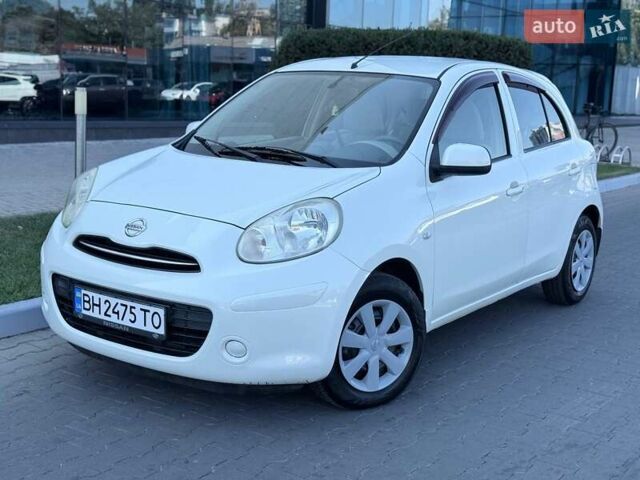 Белый Ниссан Марч, объемом двигателя 1.2 л и пробегом 87 тыс. км за 7700 $, фото 1 на Automoto.ua