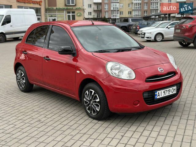 Красный Ниссан Марч, объемом двигателя 1.2 л и пробегом 56 тыс. км за 6800 $, фото 1 на Automoto.ua