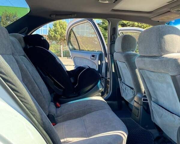 Білий Ніссан Максіма, об'ємом двигуна 3 л та пробігом 450 тис. км за 3200 $, фото 1 на Automoto.ua