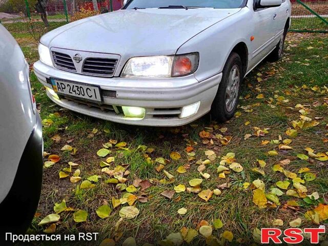 Белый Ниссан Максима, объемом двигателя 3 л и пробегом 0 тыс. км за 2900 $, фото 1 на Automoto.ua