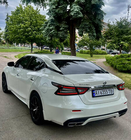 Белый Ниссан Максима, объемом двигателя 3.5 л и пробегом 95 тыс. км за 19500 $, фото 1 на Automoto.ua