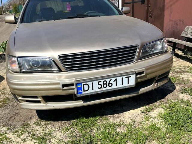 Бежевый Ниссан Максима, объемом двигателя 3 л и пробегом 350 тыс. км за 2800 $, фото 1 на Automoto.ua