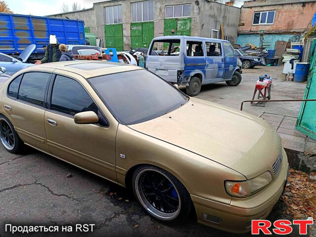 Бежевый Ниссан Максима, объемом двигателя 3 л и пробегом 135 тыс. км за 5720 $, фото 1 на Automoto.ua