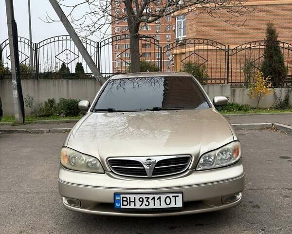 Бежевый Ниссан Максима, объемом двигателя 2.99 л и пробегом 290 тыс. км за 4300 $, фото 1 на Automoto.ua