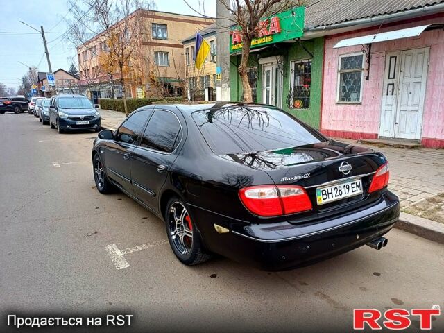 Чорний Ніссан Максіма, об'ємом двигуна 2 л та пробігом 218 тис. км за 5000 $, фото 1 на Automoto.ua