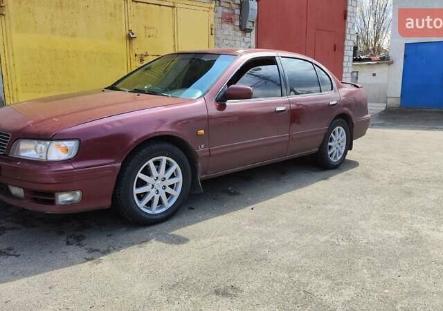 Червоний Ніссан Максіма, об'ємом двигуна 2.99 л та пробігом 450 тис. км за 2300 $, фото 1 на Automoto.ua