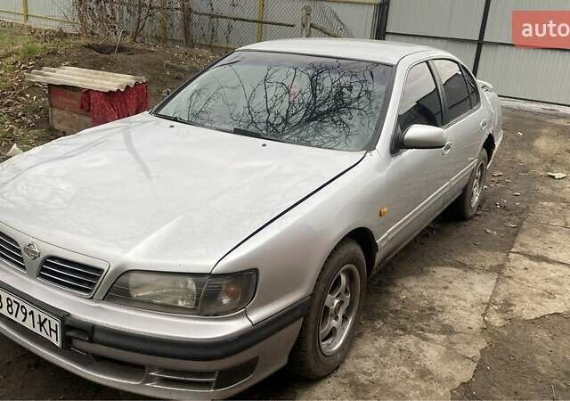 Ниссан Максима, объемом двигателя 2 л и пробегом 420 тыс. км за 2200 $, фото 1 на Automoto.ua