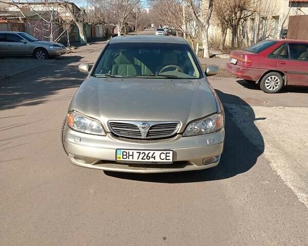 Желтый Ниссан Максима, объемом двигателя 0 л и пробегом 156 тыс. км за 5500 $, фото 1 на Automoto.ua