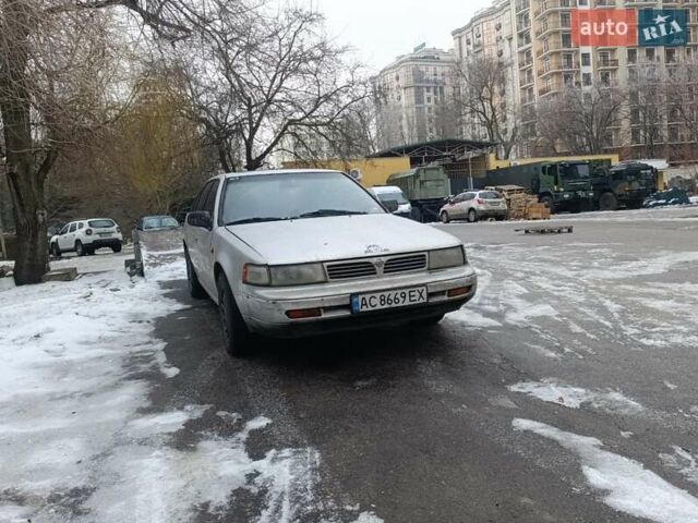 Серый Ниссан Максима, объемом двигателя 3 л и пробегом 409 тыс. км за 1000 $, фото 1 на Automoto.ua