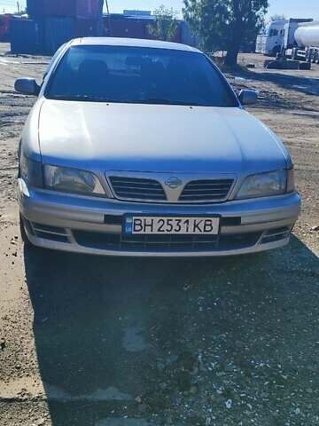 Серый Ниссан Максима, объемом двигателя 2 л и пробегом 400 тыс. км за 2800 $, фото 1 на Automoto.ua