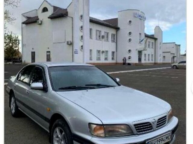 Сірий Ніссан Максіма, об'ємом двигуна 2 л та пробігом 300 тис. км за 3700 $, фото 1 на Automoto.ua