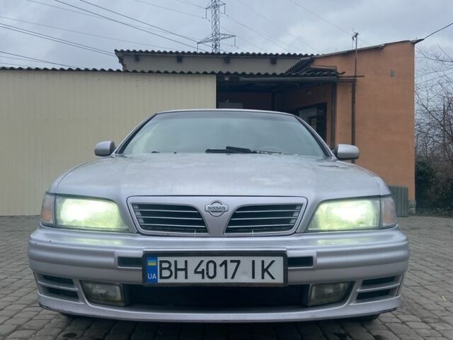 Серый Ниссан Максима, объемом двигателя 3 л и пробегом 400 тыс. км за 3000 $, фото 1 на Automoto.ua