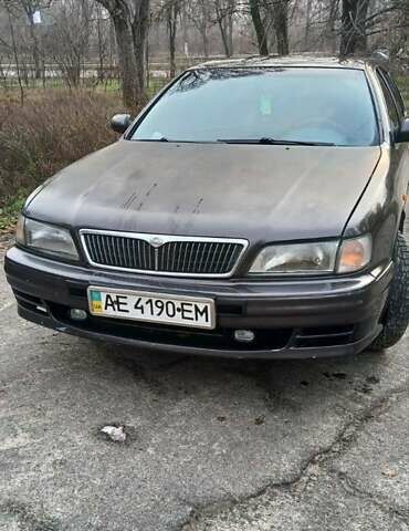 Серый Ниссан Максима, объемом двигателя 3 л и пробегом 300 тыс. км за 2600 $, фото 1 на Automoto.ua