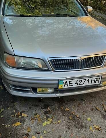 Сірий Ніссан Максіма, об'ємом двигуна 3 л та пробігом 240 тис. км за 2970 $, фото 1 на Automoto.ua