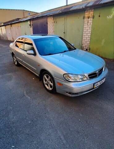 Серый Ниссан Максима, объемом двигателя 2 л и пробегом 320 тыс. км за 3000 $, фото 1 на Automoto.ua