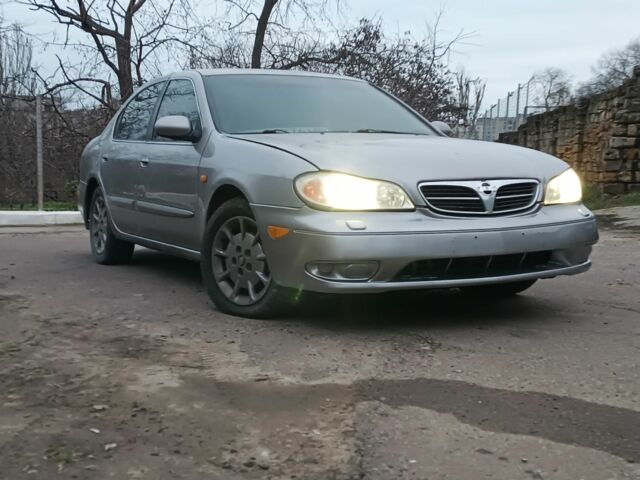 Серый Ниссан Максима, объемом двигателя 3 л и пробегом 123 тыс. км за 3300 $, фото 1 на Automoto.ua