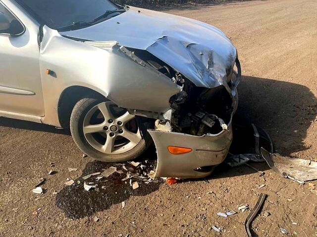 Серый Ниссан Максима, объемом двигателя 2 л и пробегом 0 тыс. км за 1750 $, фото 1 на Automoto.ua