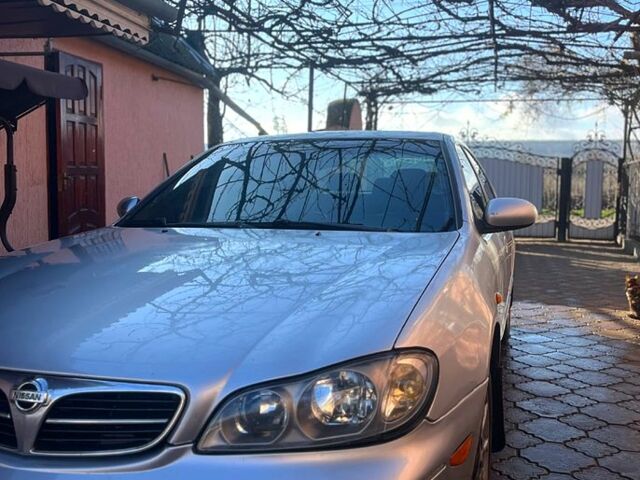 Серый Ниссан Максима, объемом двигателя 3 л и пробегом 420 тыс. км за 2700 $, фото 1 на Automoto.ua