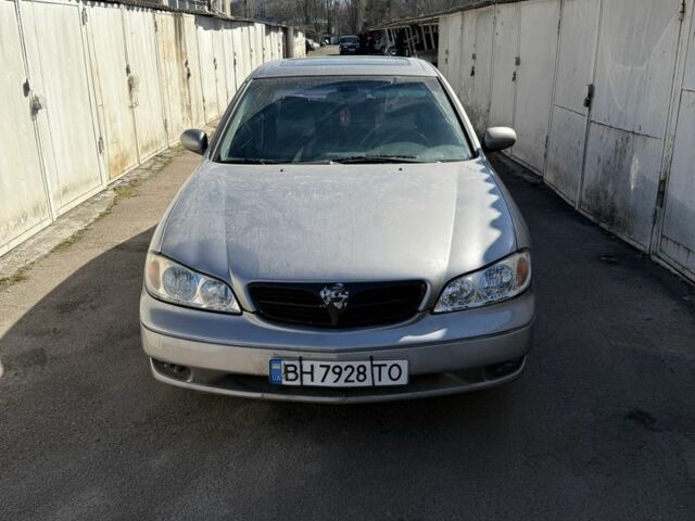 Сірий Ніссан Максіма, об'ємом двигуна 3 л та пробігом 267 тис. км за 2900 $, фото 1 на Automoto.ua