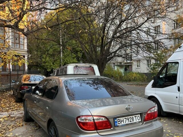 Сірий Ніссан Максіма, об'ємом двигуна 3 л та пробігом 250 тис. км за 2700 $, фото 1 на Automoto.ua