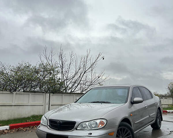 Серый Ниссан Максима, объемом двигателя 3 л и пробегом 264 тыс. км за 2999 $, фото 1 на Automoto.ua