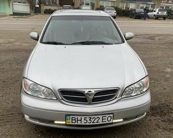 Серый Ниссан Максима, объемом двигателя 2 л и пробегом 350 тыс. км за 4000 $, фото 1 на Automoto.ua