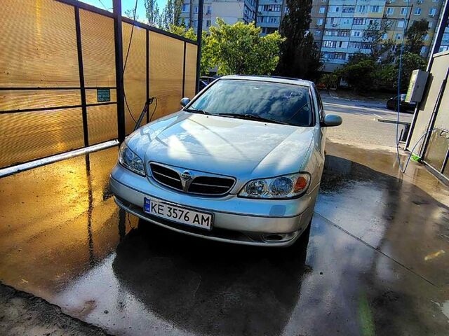 Серый Ниссан Максима, объемом двигателя 2 л и пробегом 220 тыс. км за 3700 $, фото 1 на Automoto.ua