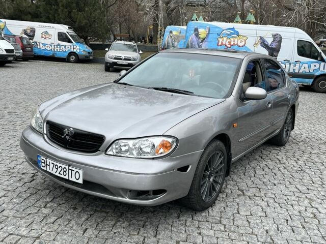 Серый Ниссан Максима, объемом двигателя 3 л и пробегом 270 тыс. км за 3000 $, фото 1 на Automoto.ua