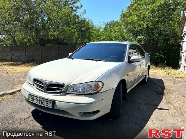 Серый Ниссан Максима, объемом двигателя 2 л и пробегом 245 тыс. км за 2700 $, фото 1 на Automoto.ua