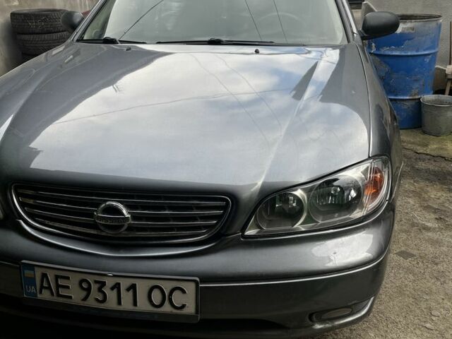 Сірий Ніссан Максіма, об'ємом двигуна 2 л та пробігом 290 тис. км за 2800 $, фото 1 на Automoto.ua