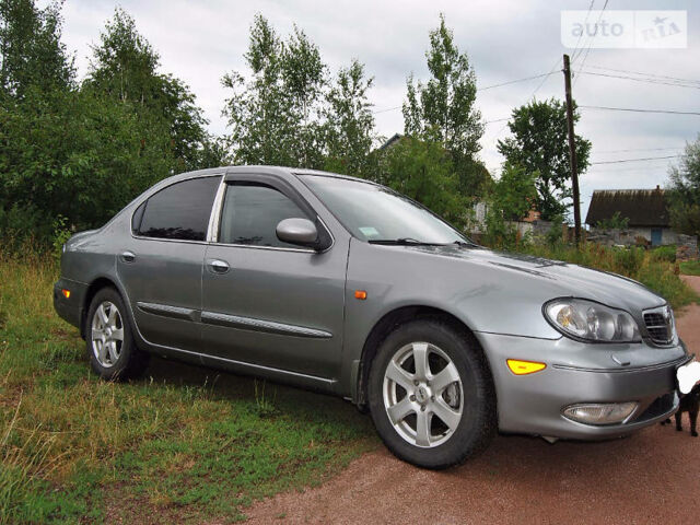 Сірий Ніссан Максіма, об'ємом двигуна 2 л та пробігом 203 тис. км за 5300 $, фото 1 на Automoto.ua